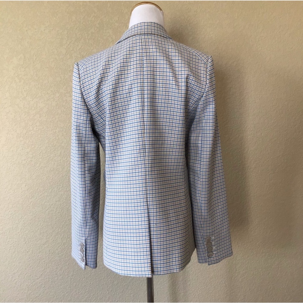 Veronica Beard Cutaway Dickey Jacket in Blue Multi, Size 8 - Picture 9 of 11